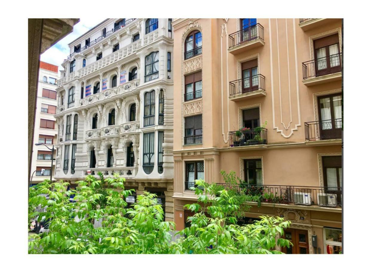Apartament Great Location & 130M2! Guggenheim & Parking Bilbao Zewnętrze zdjęcie